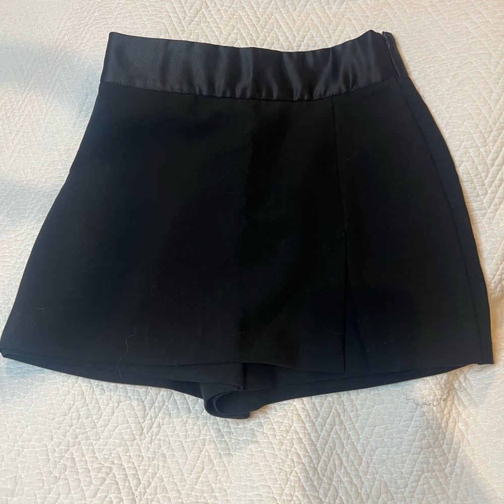 Zara Black Women's Skorts